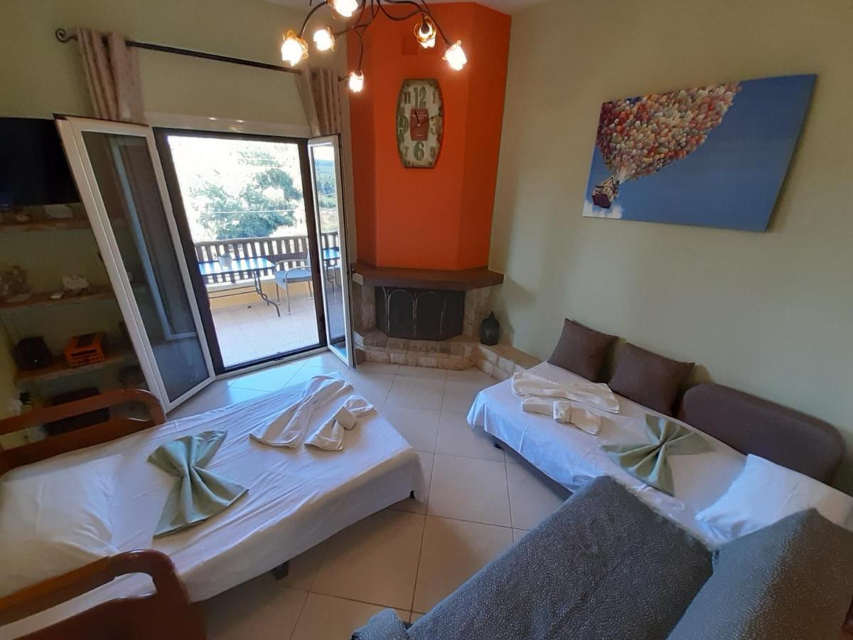 Andri House Apartment Marathias  Bagian luar foto