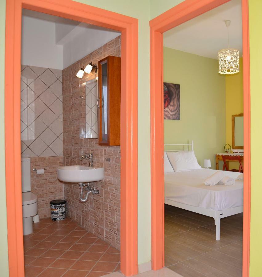Andri House Apartment Marathias  Bagian luar foto