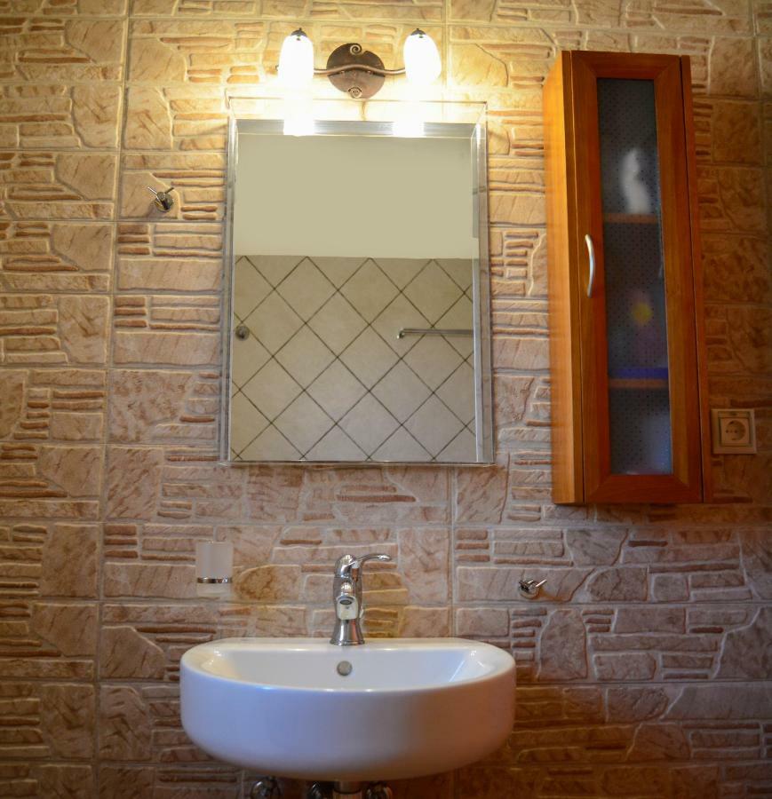 Andri House Apartment Marathias  Bagian luar foto
